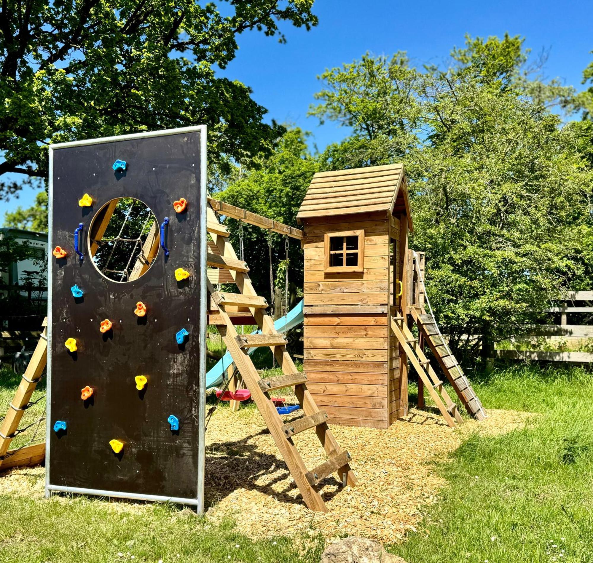 Hof Vierzehnender Im Hohen Venn - 70Qm Maisonette - 2 Schlafzimmer - Wohnkueche - Balkon Mit Grill - Monschau - Eifel - Hunde Willkommen - Islandpferde Eksteriør bilde