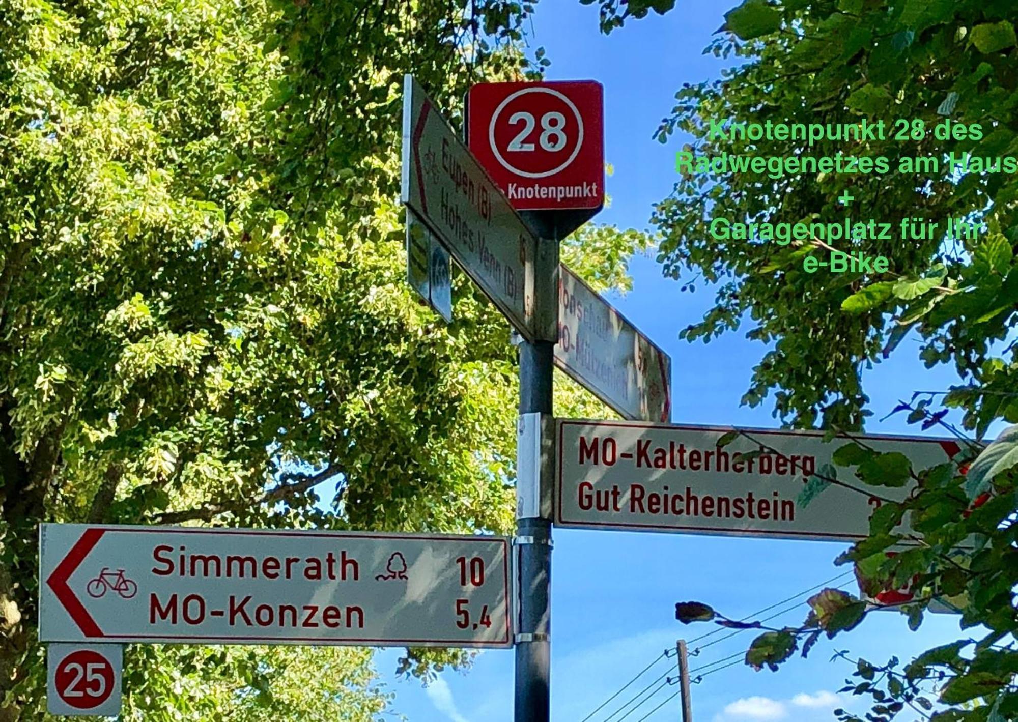 Hof Vierzehnender Im Hohen Venn - 70Qm Maisonette - 2 Schlafzimmer - Wohnkueche - Balkon Mit Grill - Monschau - Eifel - Hunde Willkommen - Islandpferde Eksteriør bilde